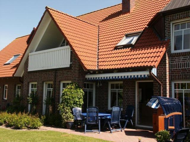 Ferienwohnungen Peters Neuharlingersiel Exterior foto