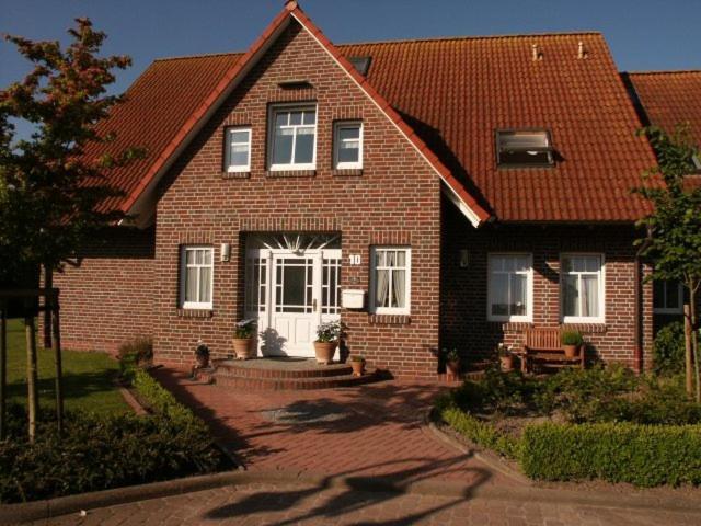 Ferienwohnungen Peters Neuharlingersiel Exterior foto